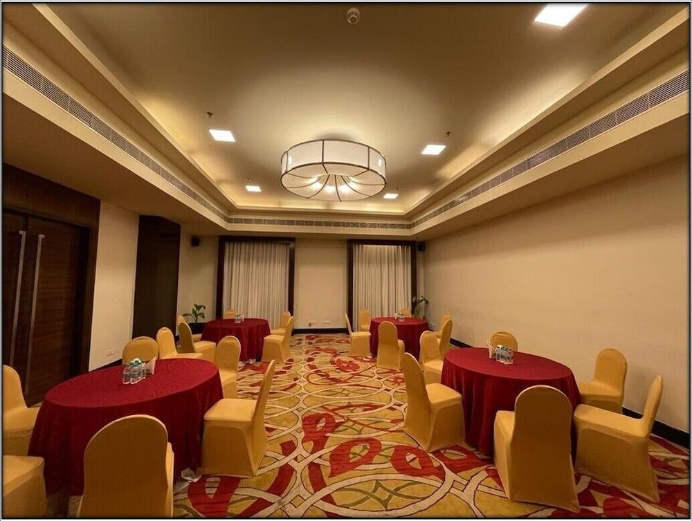Vivanta Vijayawada, Mg Road Kültér fotó