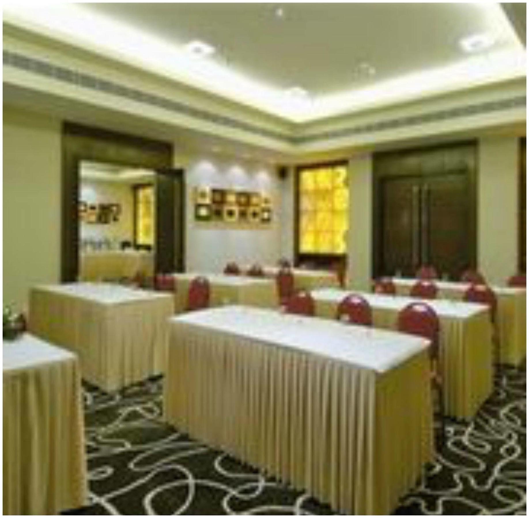 Vivanta Vijayawada, Mg Road Kültér fotó